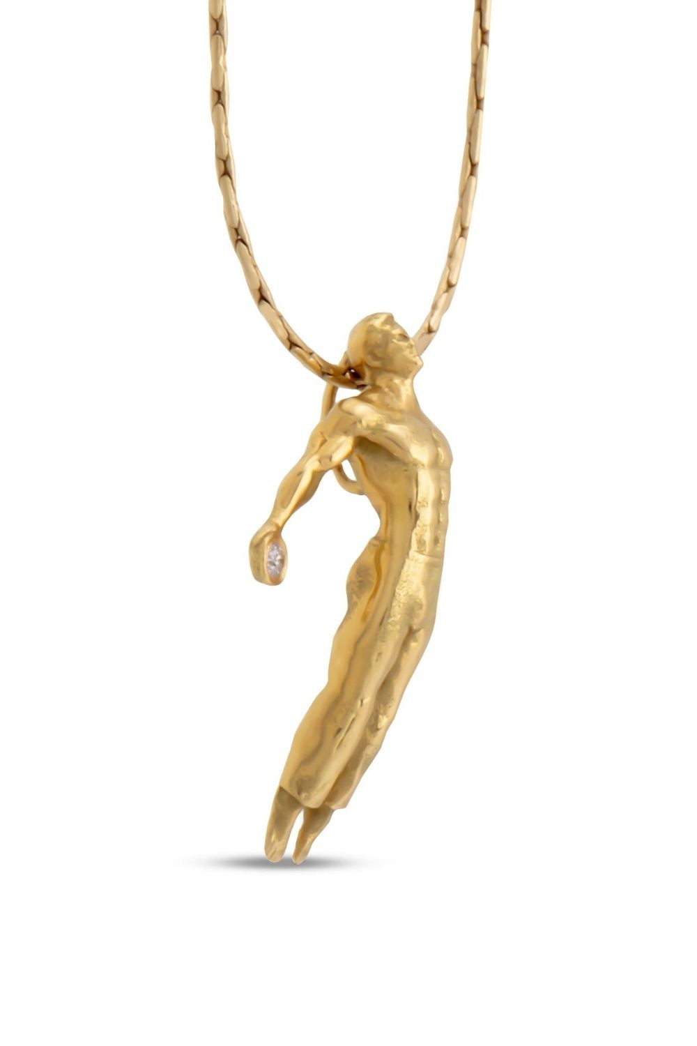 Close-up of the Amaze Necklace pendant by Piayuli