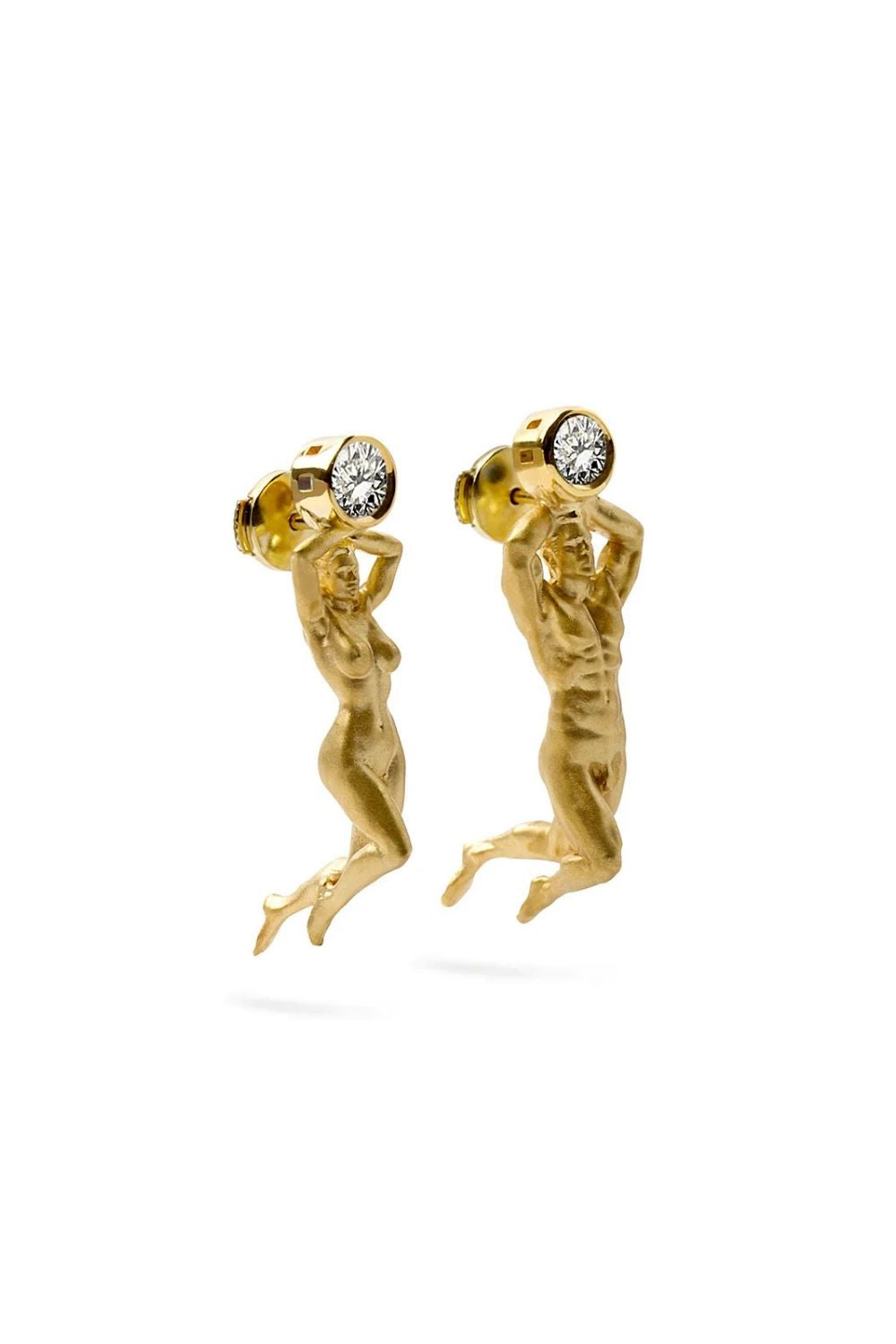 
Close-up detail of Daphne and Apollo Earrings by Piayuli