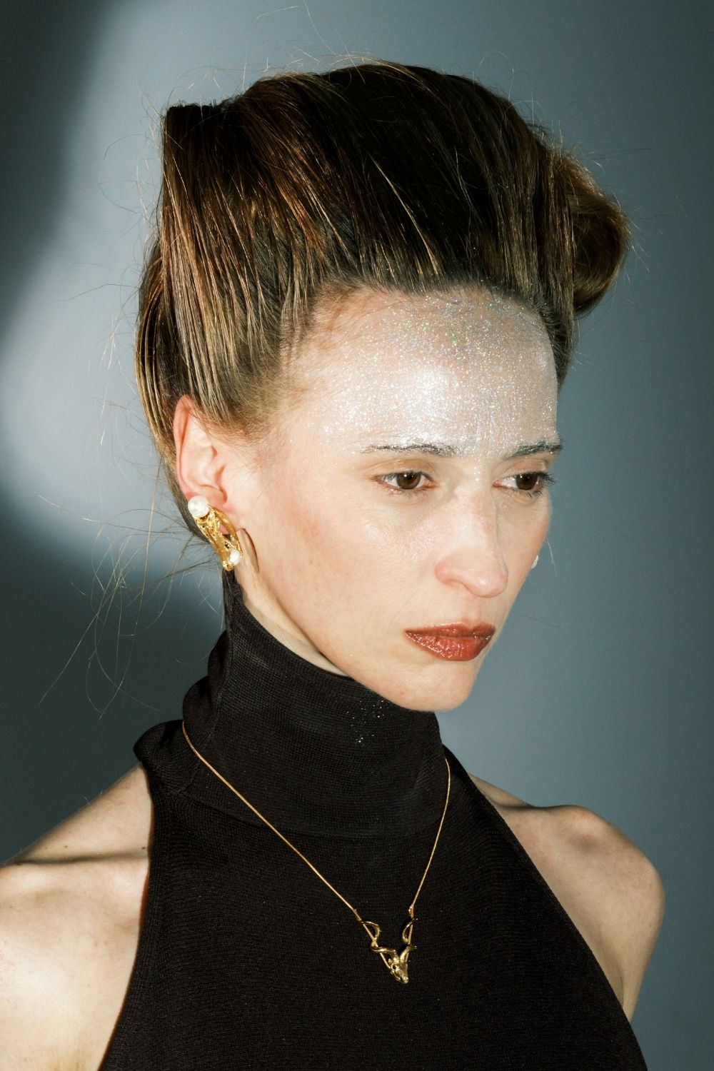 Woman wearing Lord of the Neal Pearl Earrings by Piayuli