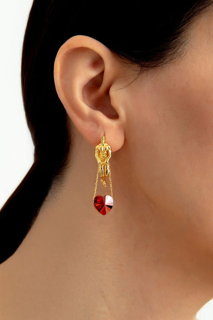 Side profile of the Lovers Earrings showcasing artistic craftsmanship
