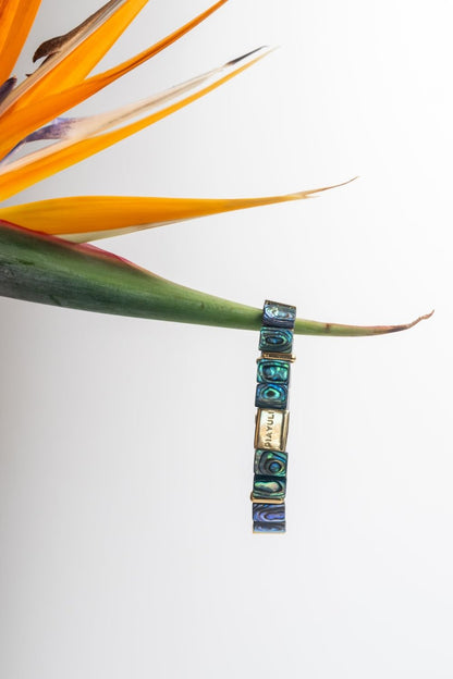 piayuli-ocean-mother-of-pearl-freedom-bracelet-color-detail-jpg