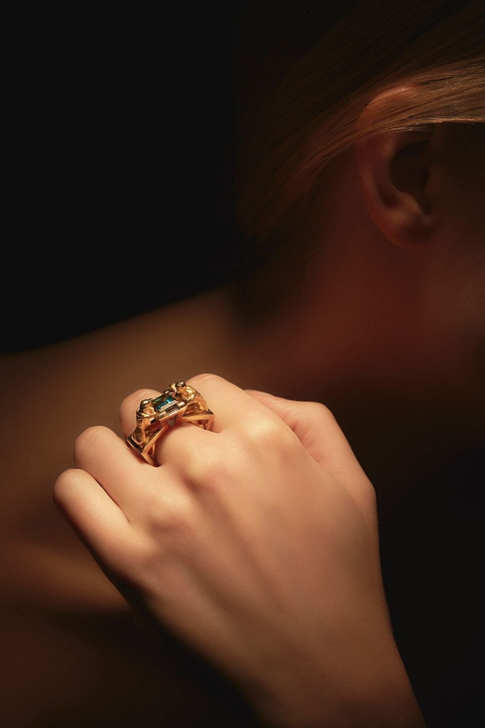Close-up detail of the Promise Ring handcrafted by Piayuli
